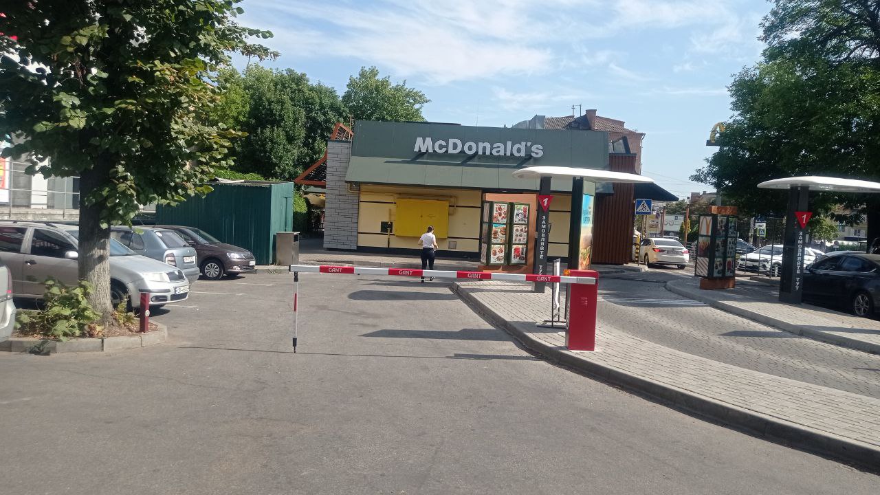 Автоматичні шлагбауми Comunello
